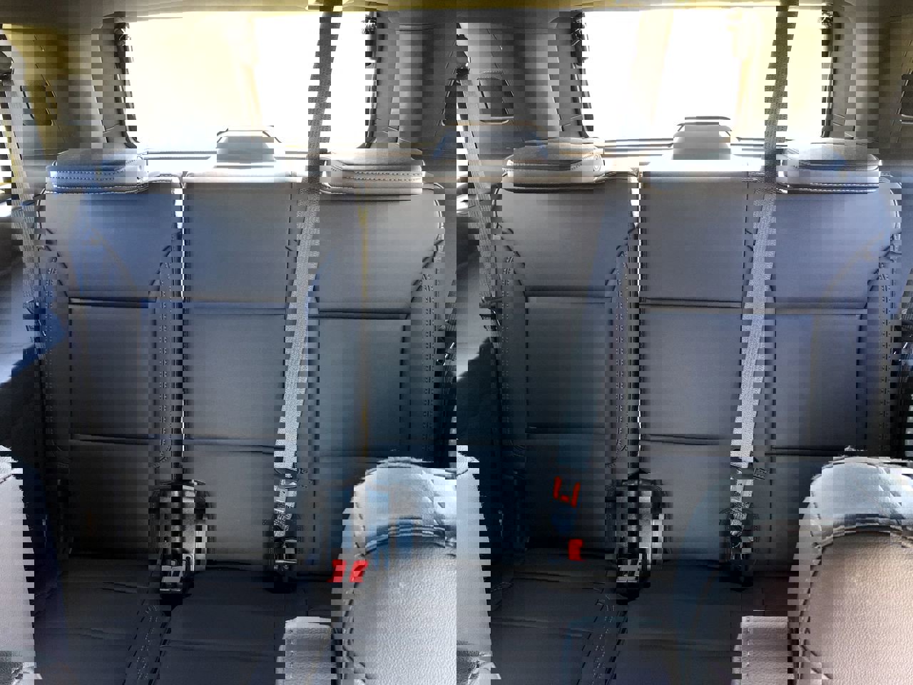 Used 2022 Chevrolet Tahoe Z71 w/ Z71 Off-Road Package image 12