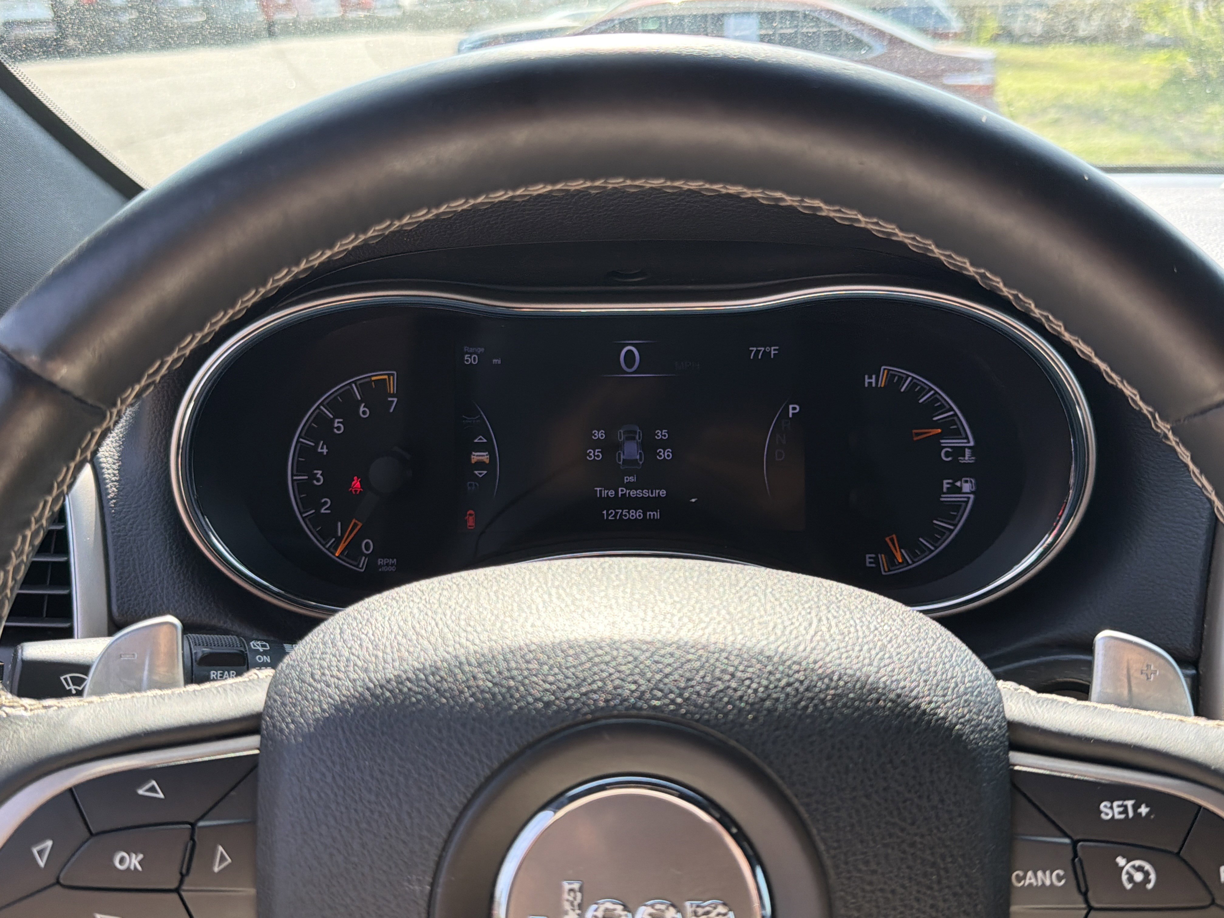 Used 2017 Jeep Grand Cherokee Limited RWD image 12