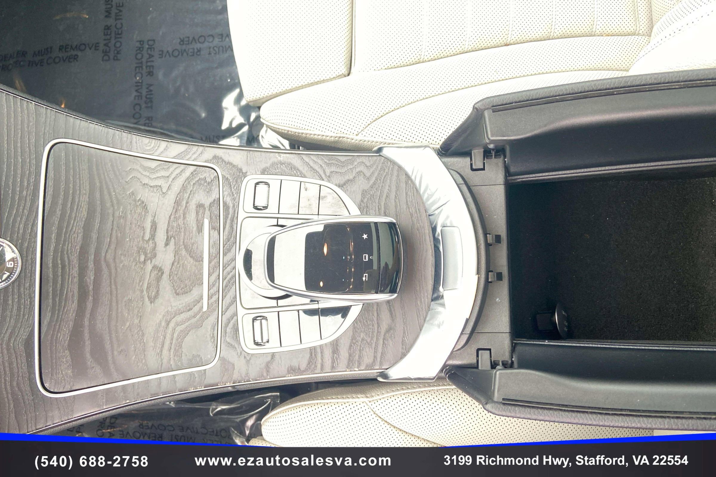 Used 2016 Mercedes-Benz C 300 4MATIC Sedan w/ Interior Package image 22