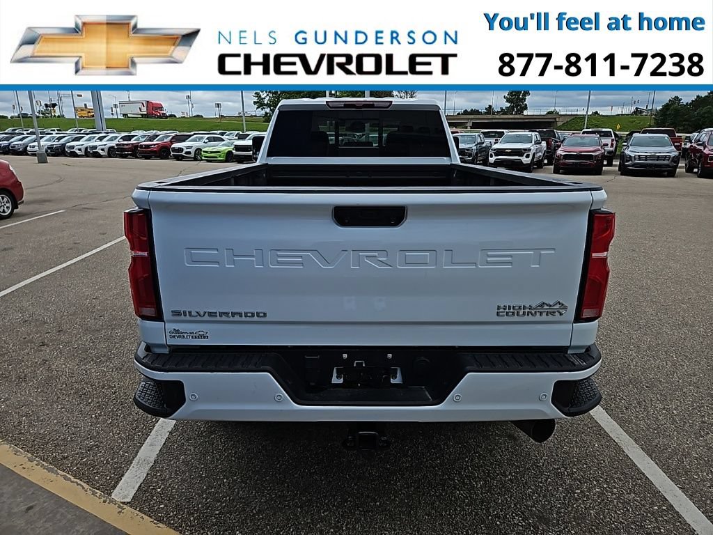 Used 2024 Chevrolet Silverado 3500 High Country w/ Z71 Off-Road Package AWD/4WD image 6