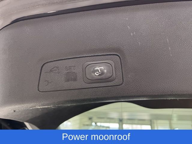 Used 2017 Lincoln MKC Reserve w/ Lincoln MKC Climate Package image 18
