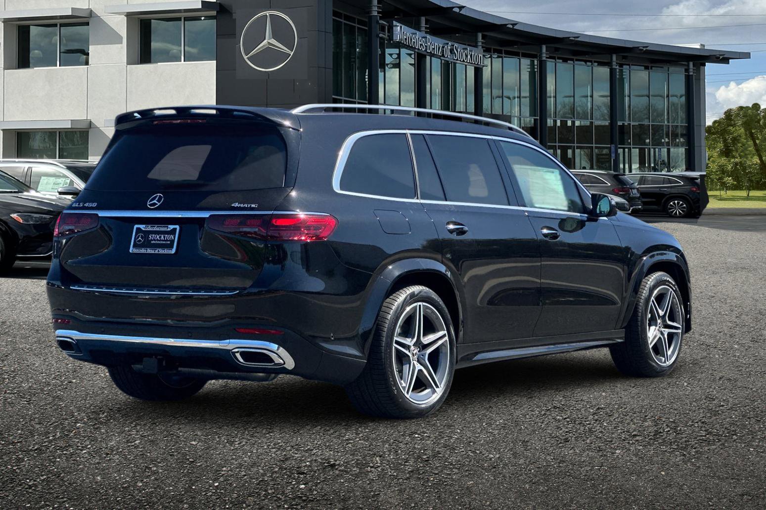 New 2025 Mercedes-Benz GLS 450 4MATIC image 4