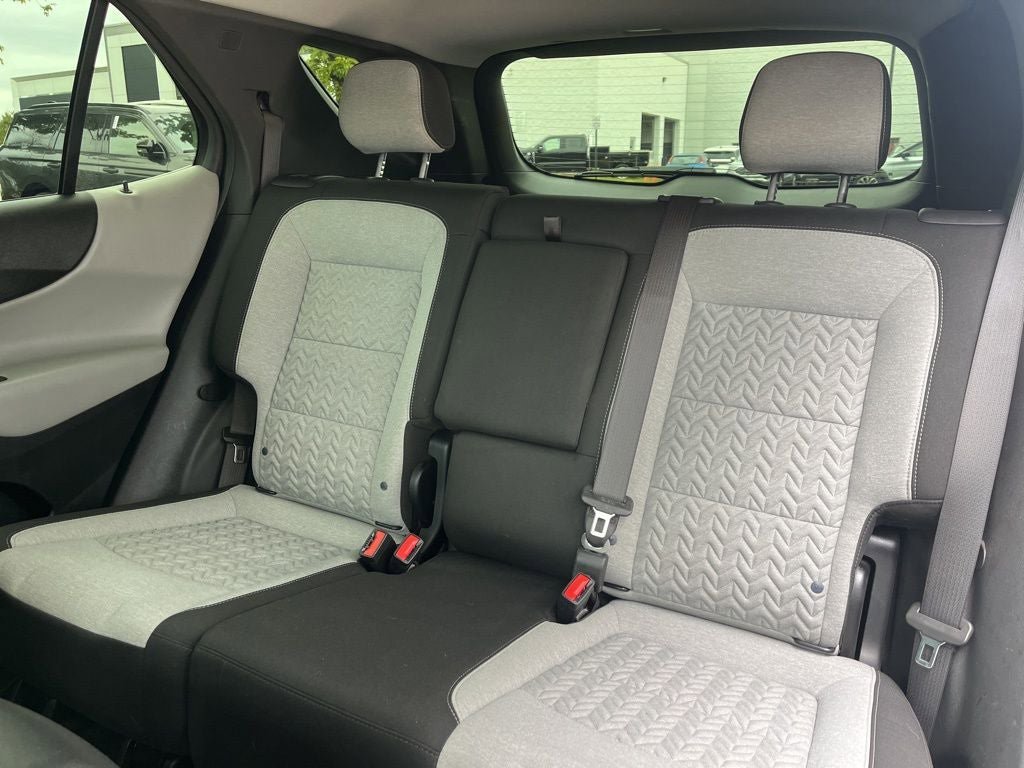 Used 2023 Chevrolet Equinox LS FWD image 13