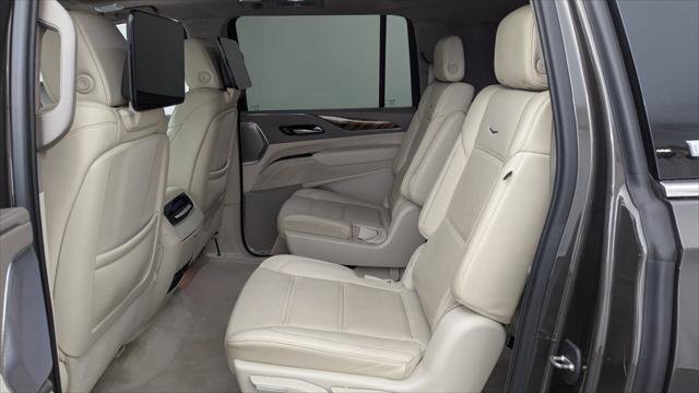 Used 2021 Cadillac Escalade ESV Premium Luxury Platinum AWD/4WD image 17