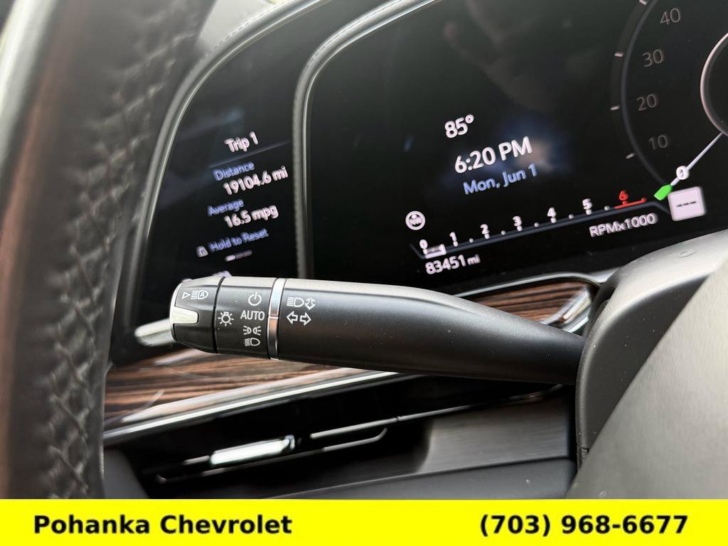 Used 2023 Cadillac Escalade ESV Luxury AWD/4WD image 9