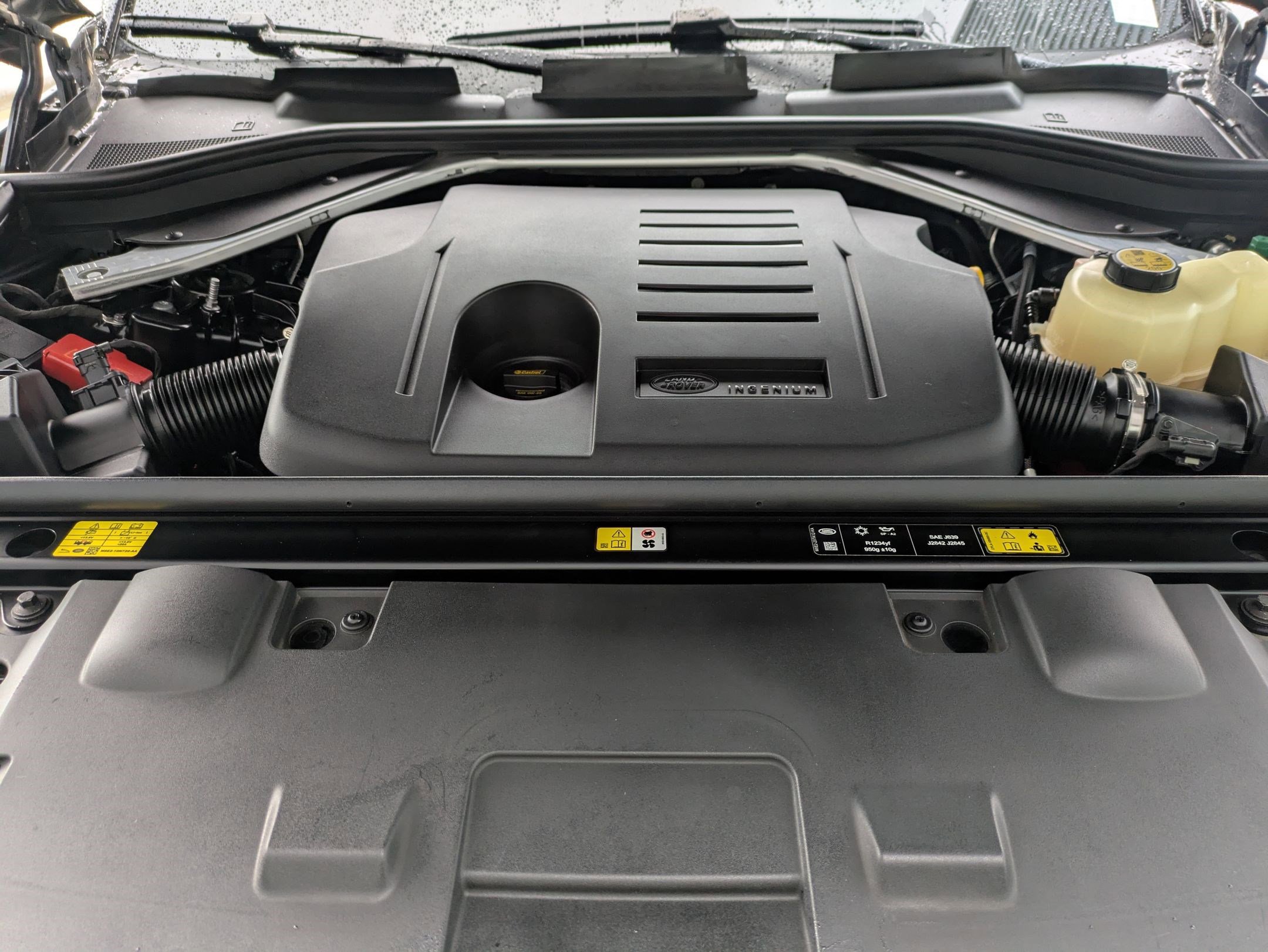 Certified 2024 Land Rover Range Rover Sport SE image 33