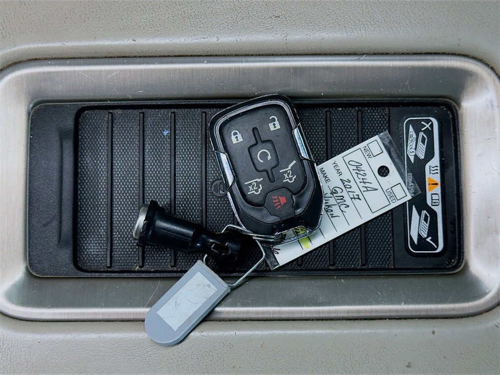 Used 2017 GMC Yukon Denali w/ Open Road Package image 36