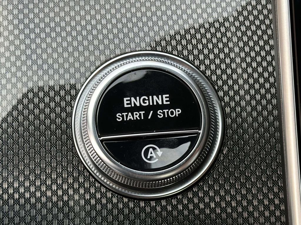 Used 2024 Mercedes-Benz CLE 450 4MATIC Coupe image 28