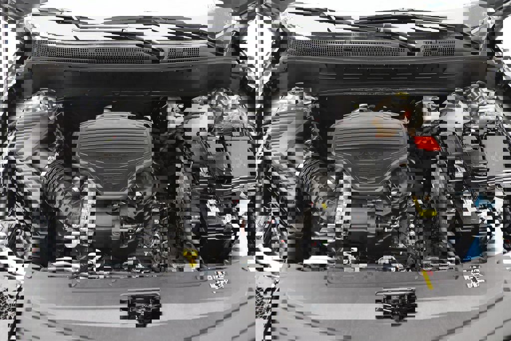 Used 2025 Cadillac XT6 Premium Luxury image 32