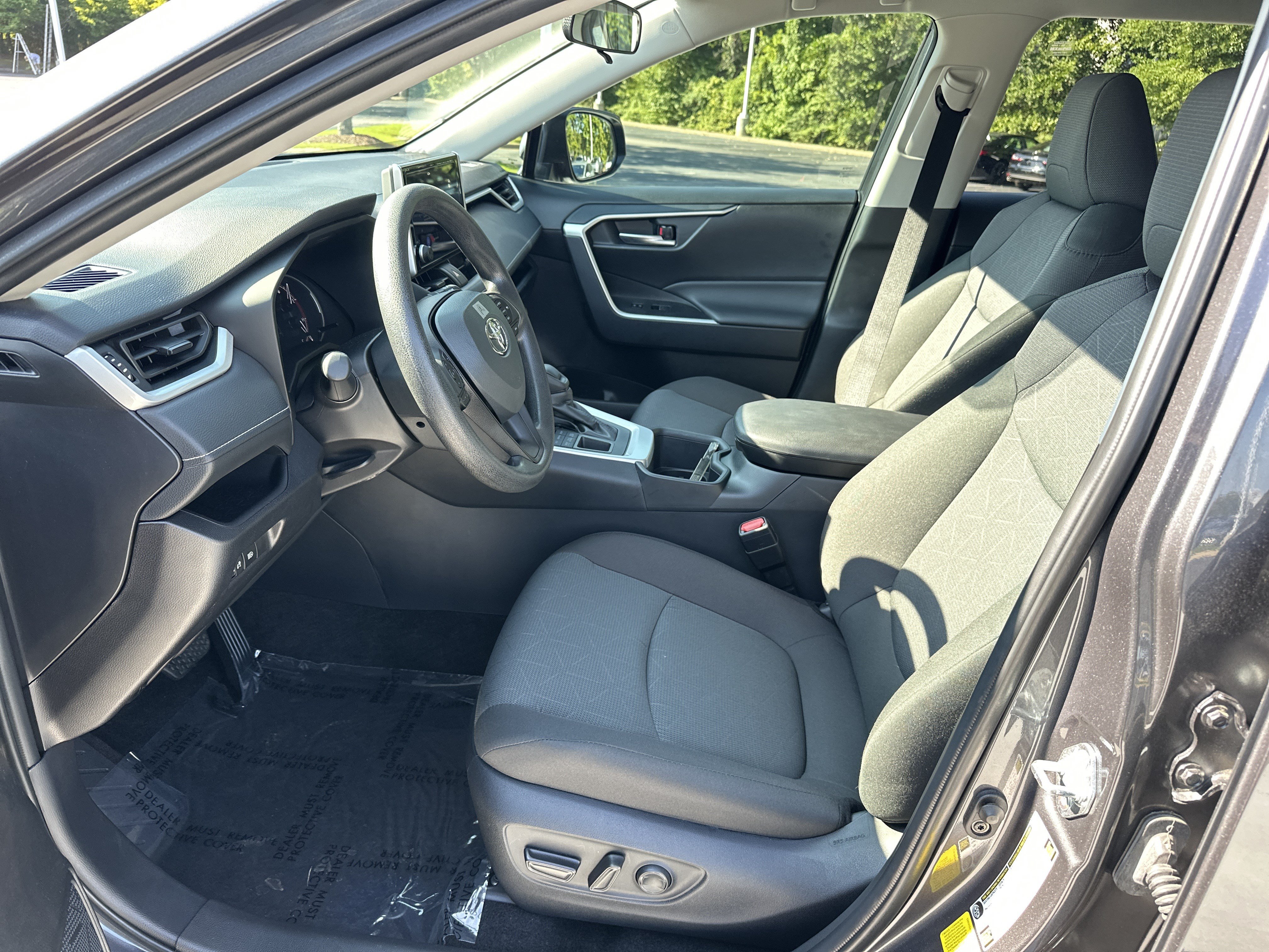 Certified 2025 Toyota RAV4 XLE AWD/4WD image 16