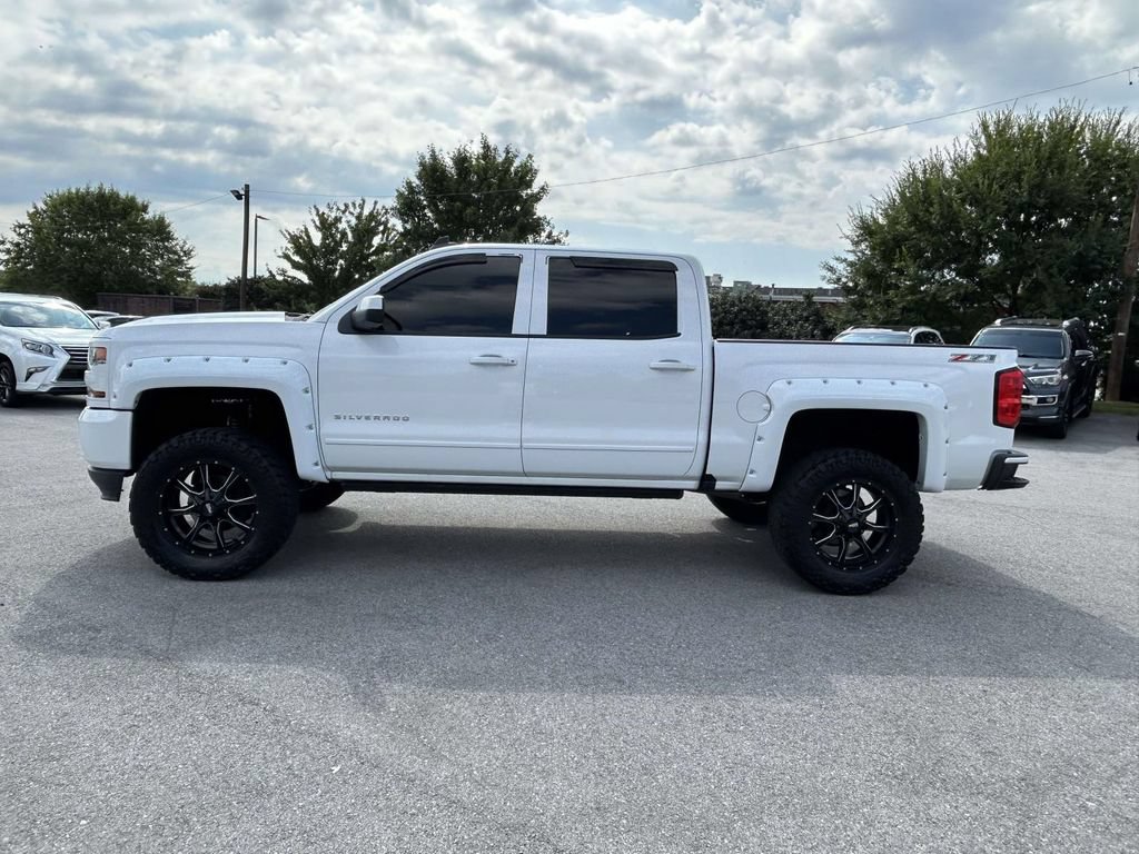 Used 2017 Chevrolet Silverado 1500 LT w/ All Star Edition AWD/4WD image 8