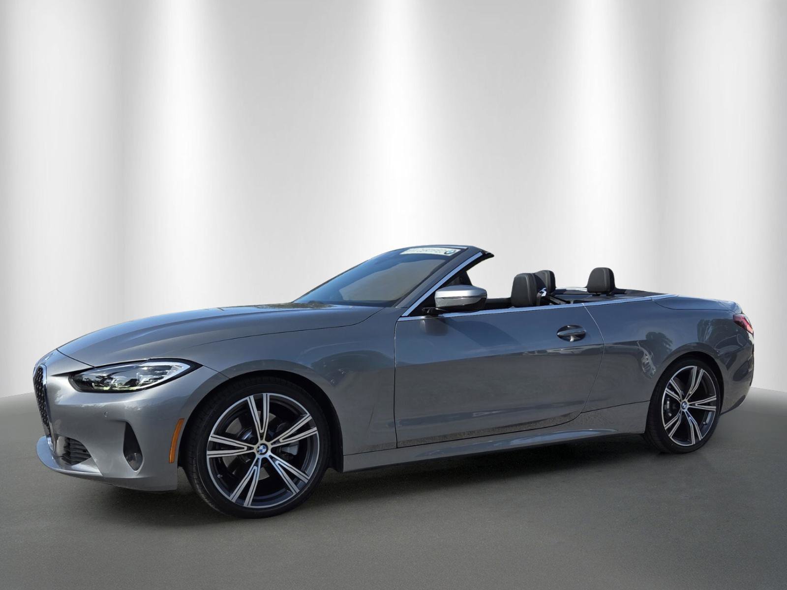 Certified 2024 BMW 430i Convertible w/ Convenience Package RWD image 3
