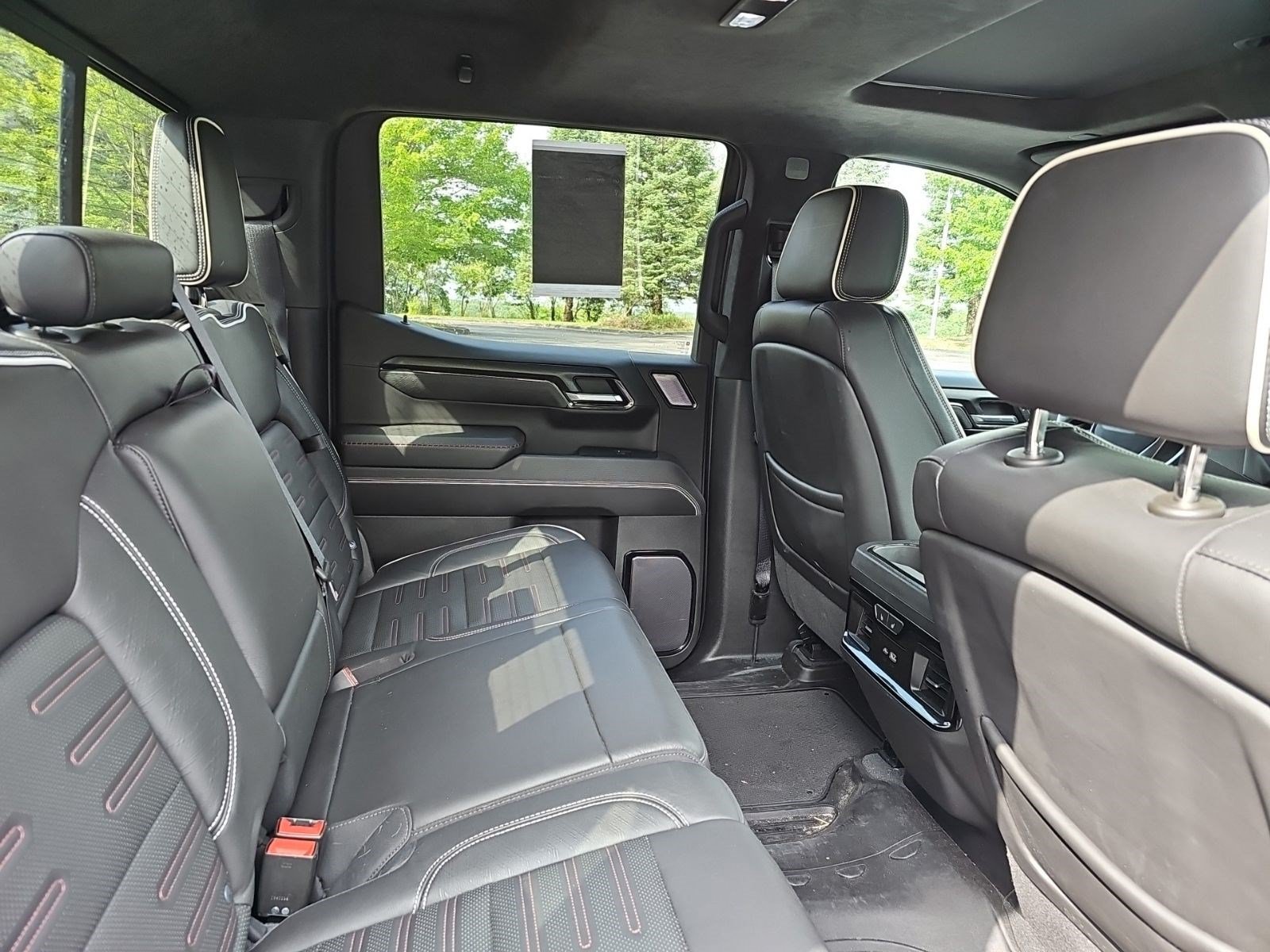 Used 2022 GMC Sierra 1500 AT4X AWD/4WD image 16