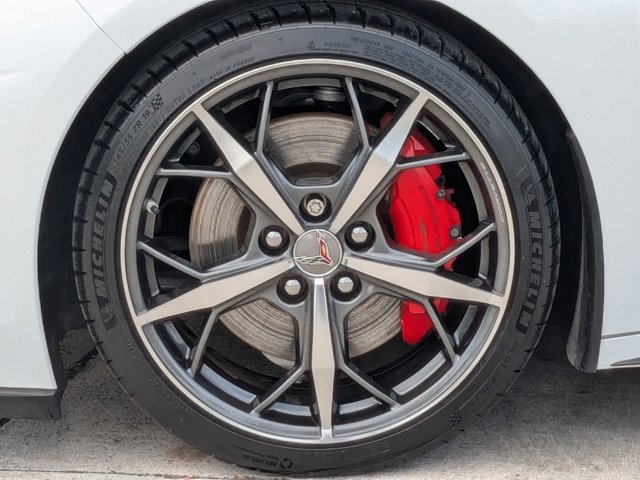 Used 2021 Chevrolet Corvette 3LT w/ Z51 Performance Package image 23