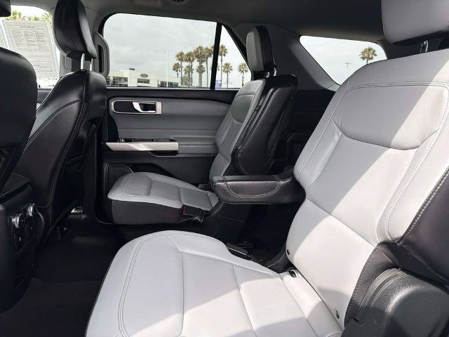 Certified 2021 Ford Explorer XLT w/ Equipment Group 202A RWD image 20