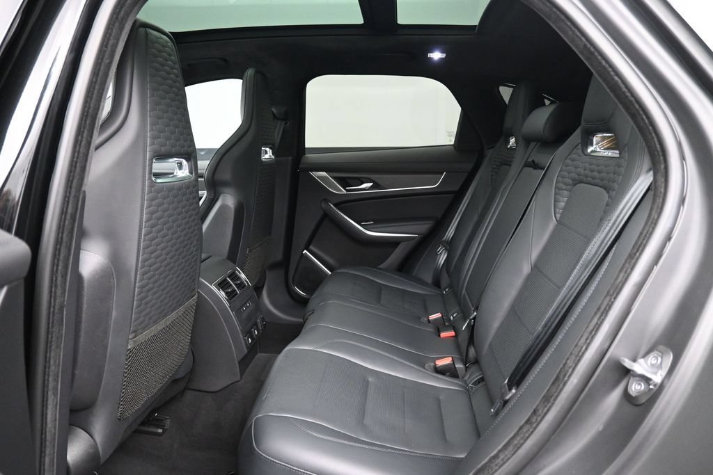 Used 2021 Jaguar F-PACE SVR AWD/4WD image 21