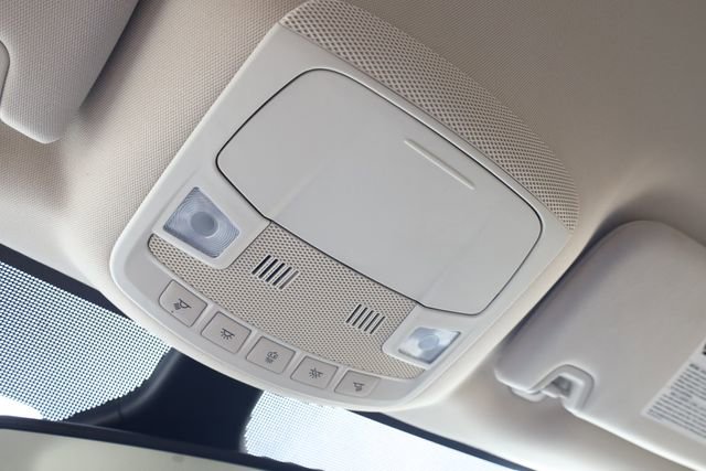 Used 2022 Ford Edge SEL image 27