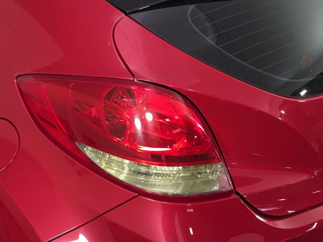 Used 2014 Hyundai Veloster FWD image 34