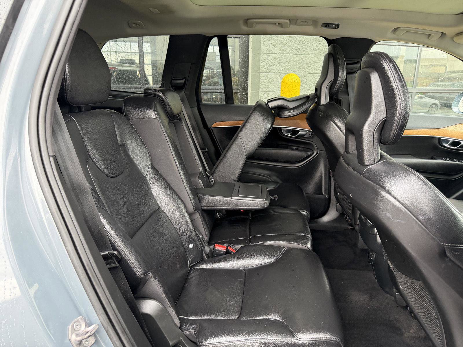 Used 2022 Volvo XC90 T6 Momentum w/ Climate Package AWD/4WD image 51