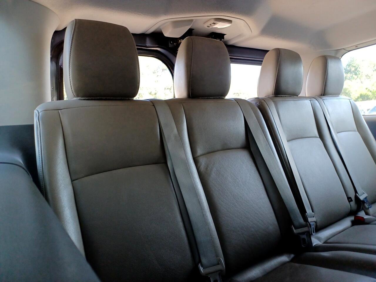 Used 2012 Nissan NV 3500 SL w/ Technology Pkg image 38