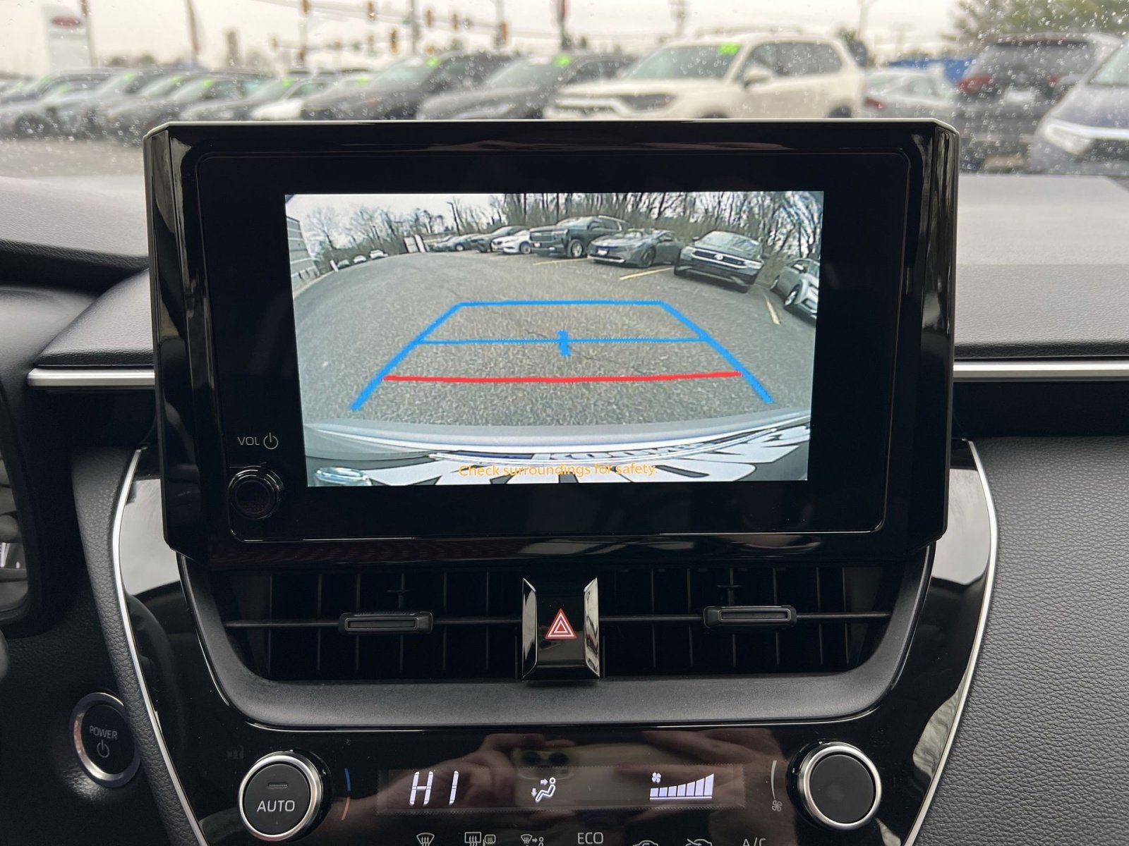 Used 2023 Toyota Corolla LE w/ LE Convenience Package image 18