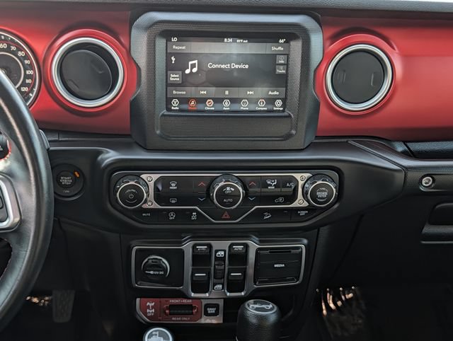 Used 2018 Jeep Wrangler Unlimited Rubicon w/ LED Lighting Group AWD/4WD image 15