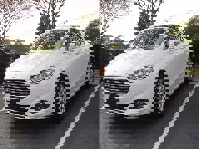 Used 2016 Ford Fusion SE w/ Equipment Group 202A image 1