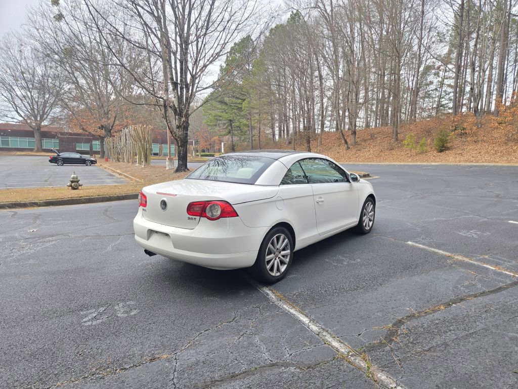 Used 2008 Volkswagen Eos 2.0T image 4