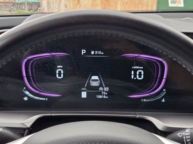 Used 2025 Kia Telluride S image 16