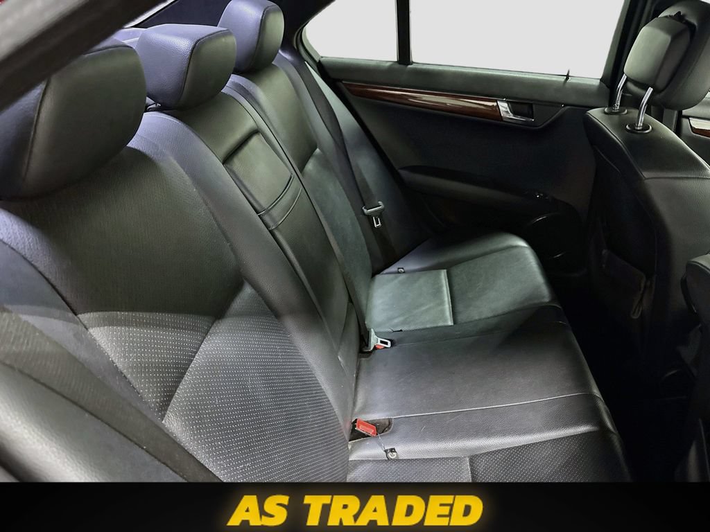 Used 2009 Mercedes-Benz C 300 Sedan image 27