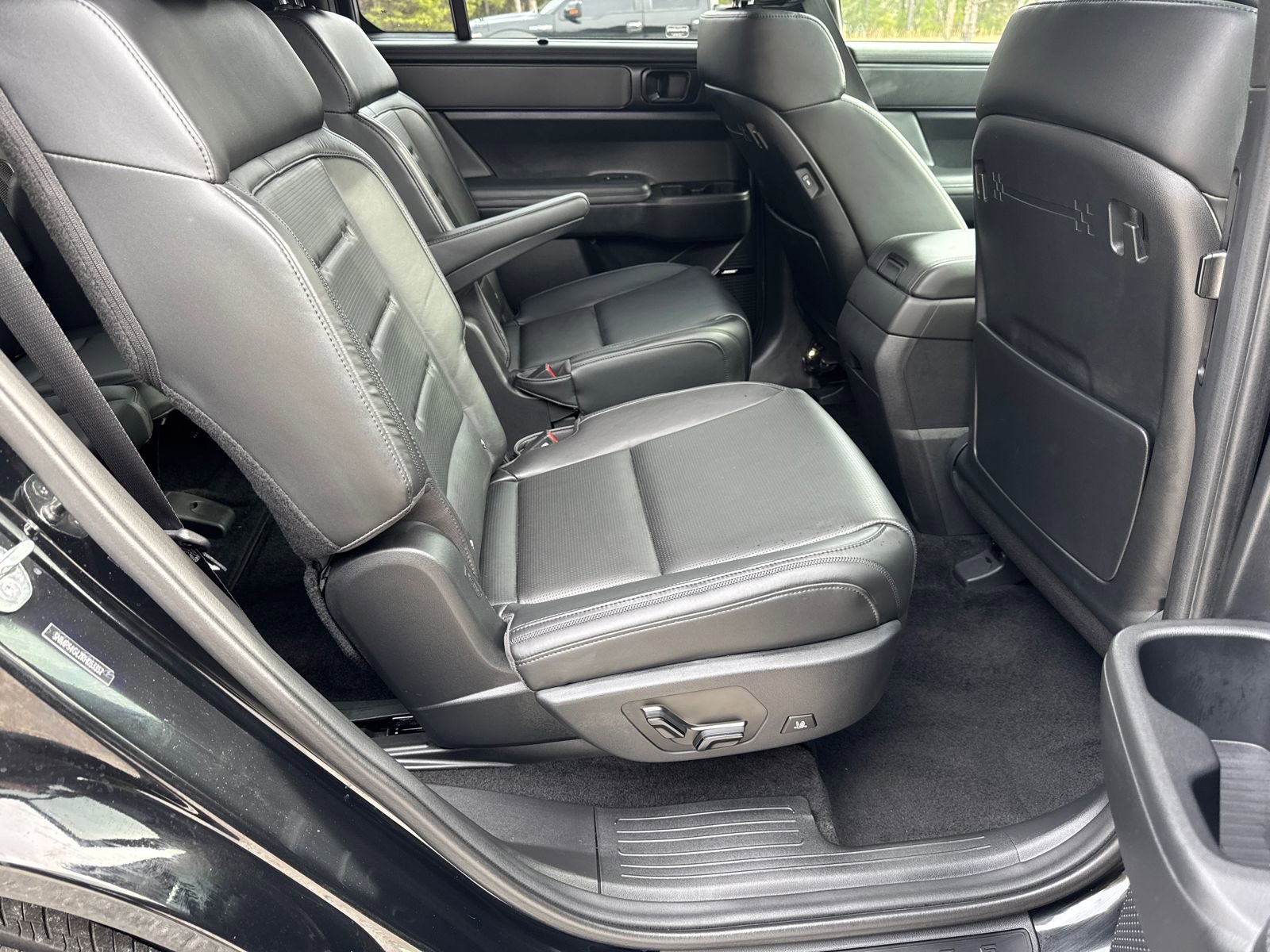 Used 2024 Hyundai Santa Fe Calligraphy image 15