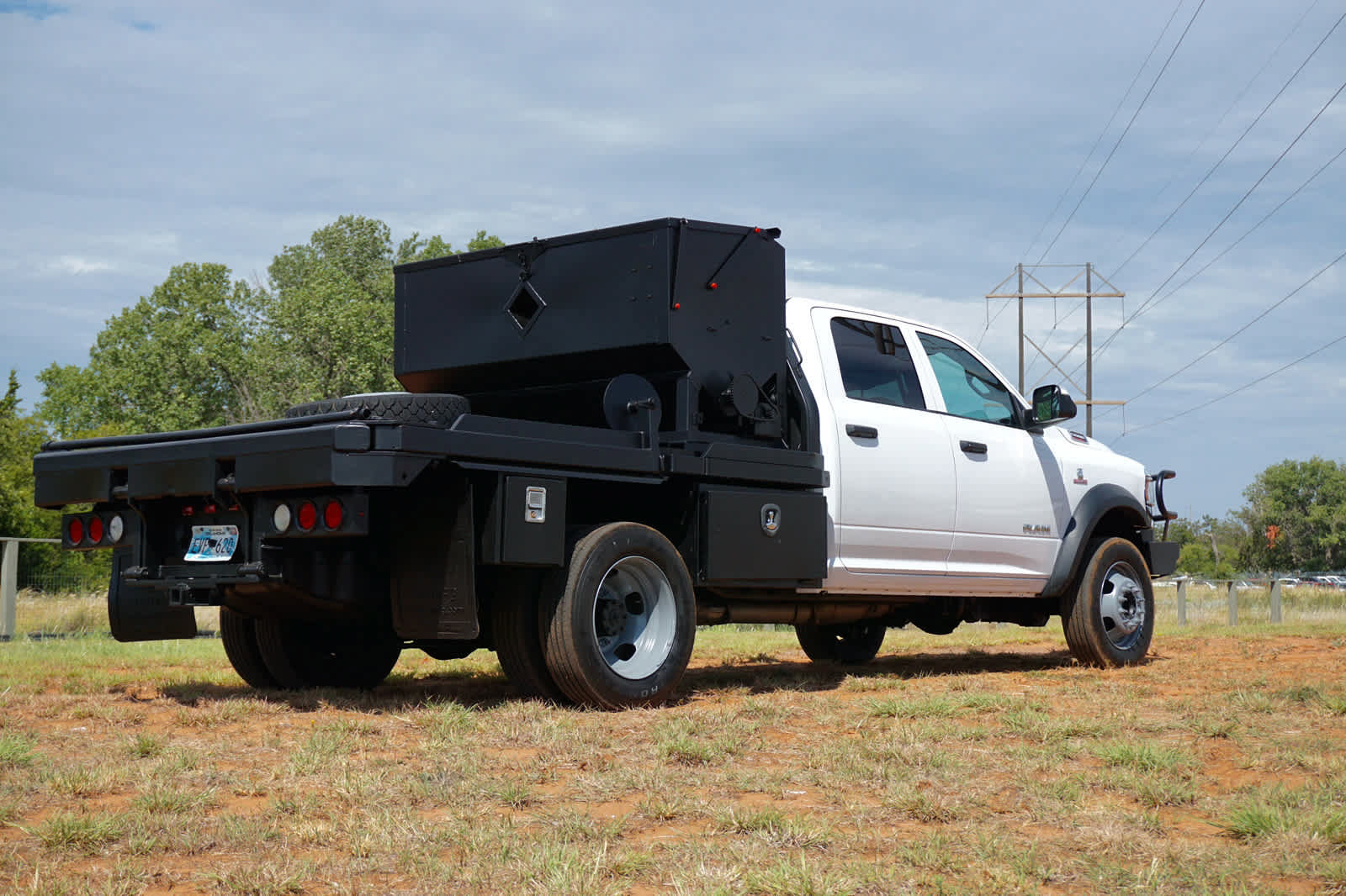 Used 2019 RAM 5500 Tradesman w/ Electrical Accessory Group AWD/4WD image 5