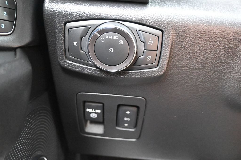 Used 2019 Ford Expedition Max Limited w/ Equipment Group 303A AWD/4WD image 28