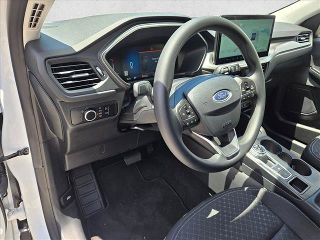 New 2025 Ford Escape Active w/ Tech Pack #1 FWD image 3