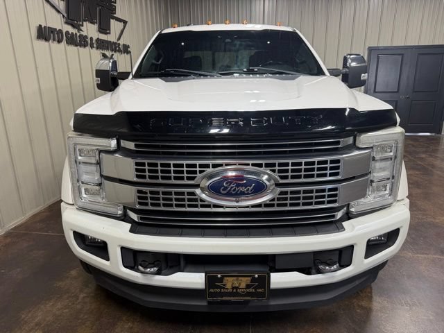 Used 2017 Ford F450 Platinum w/ Platinum Ultimate Package AWD/4WD image 2