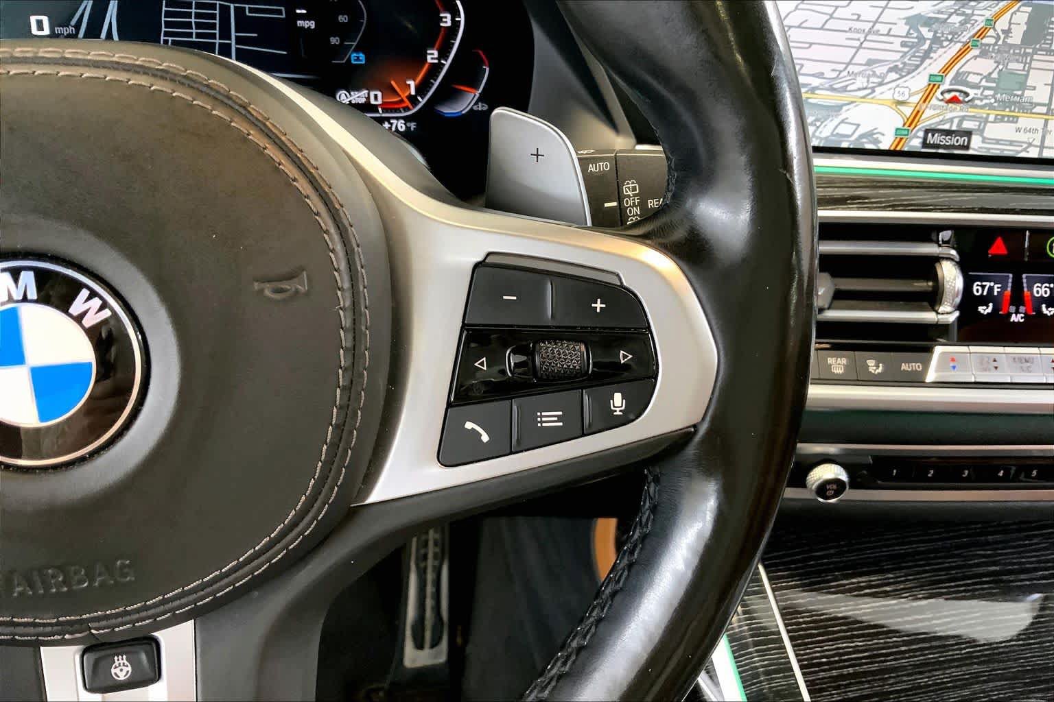 Used 2022 BMW X7 M50i AWD/4WD image 23