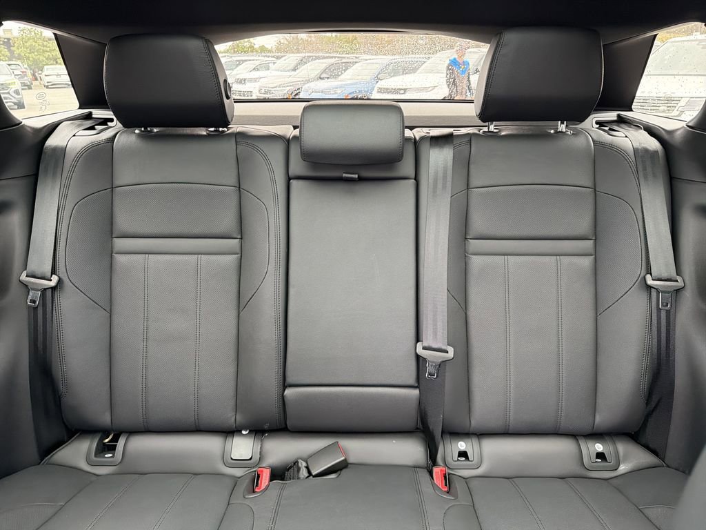 Used 2024 Land Rover Range Rover Evoque Dynamic SE image 29