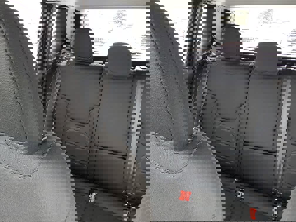 Used 2022 Jeep Renegade Latitude w/ Convenience Group image 14