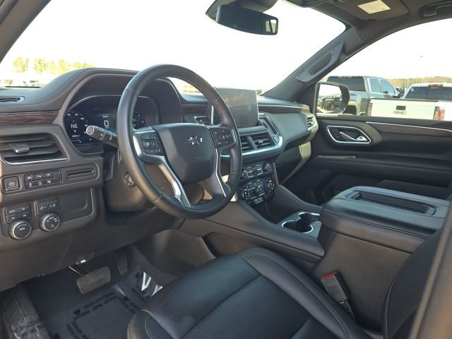 Used 2023 Chevrolet Tahoe Z71 w/ Luxury Package AWD/4WD image 26