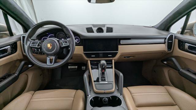 Used 2019 Porsche Cayenne Turbo w/ Premium Plus Package AWD/4WD image 26