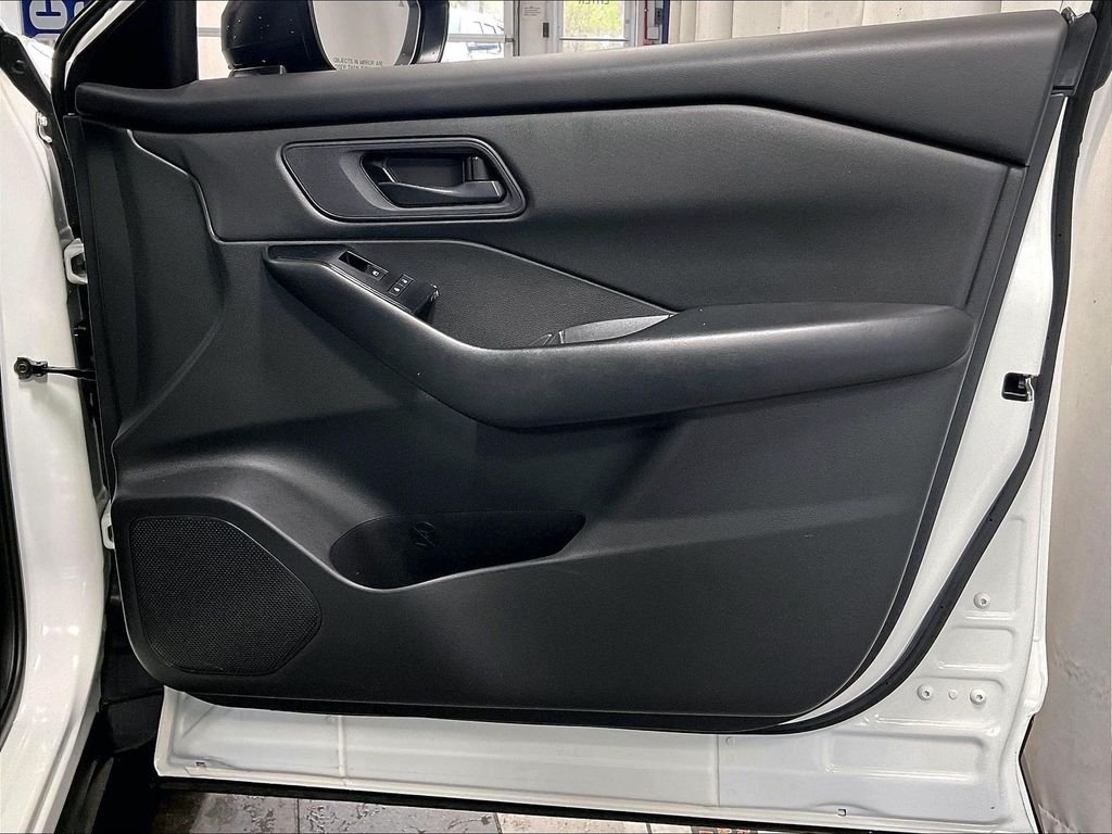 Certified 2024 Nissan Rogue S AWD/4WD image 12