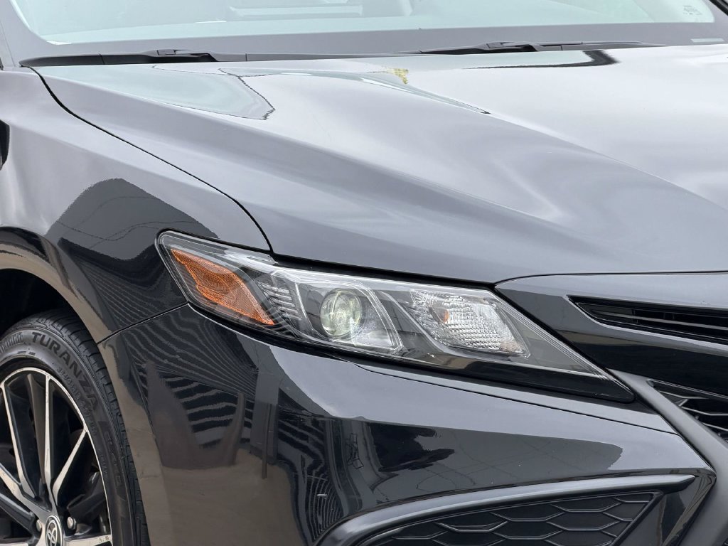 Used 2023 Toyota Camry SE FWD image 12