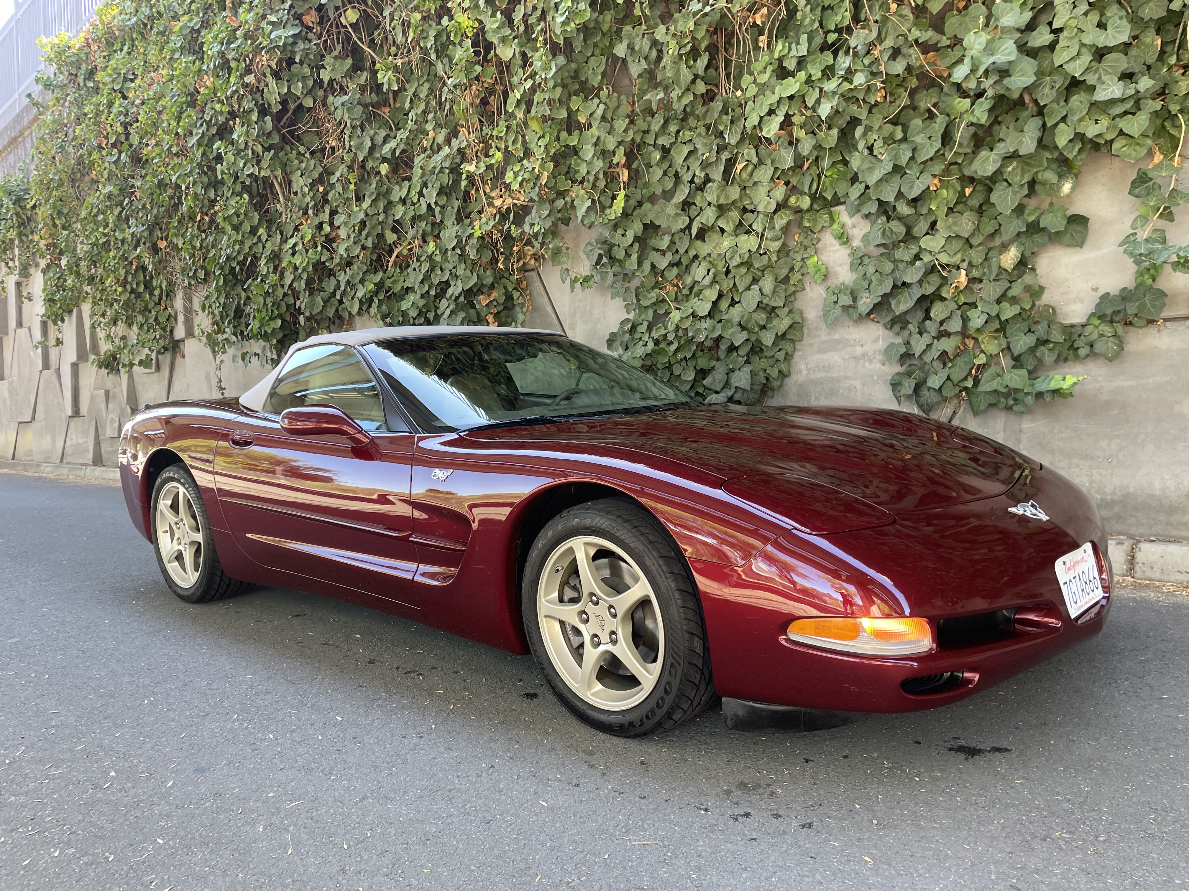Used 2003 Chevrolet Corvette Convertible w/ Preferred Equipment Group1 RWD image 14