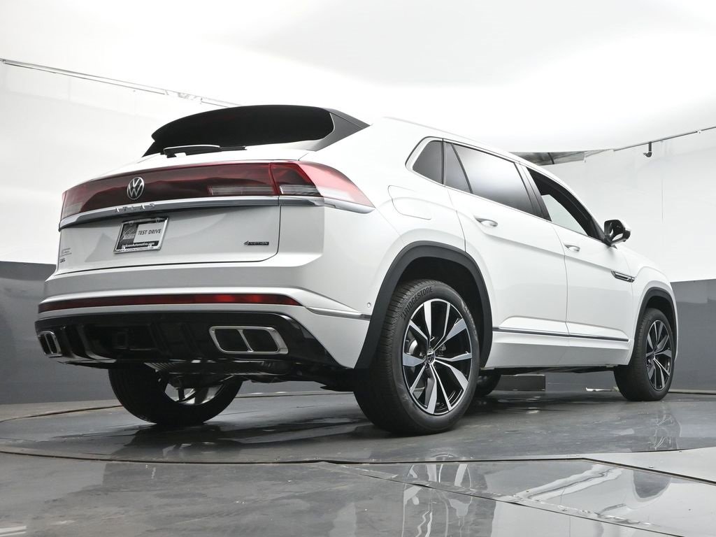 New 2025 Volkswagen Atlas Cross Sport SEL Premium R-Line image 39