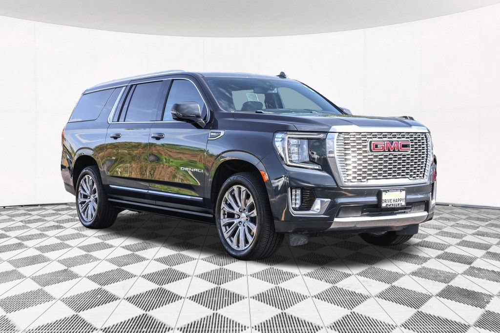 Used 2022 GMC Yukon XL Denali AWD/4WD image 11