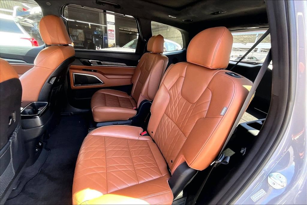 Used 2024 Kia Telluride SX Prestige X-Pro AWD/4WD image 17