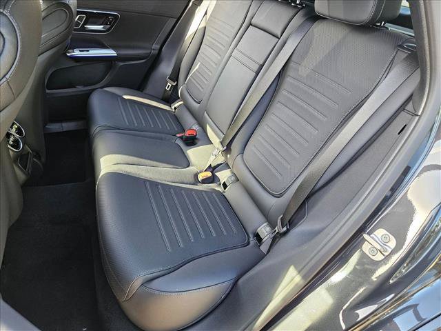 New 2027 Mercedes-Benz GLC 300 image 16