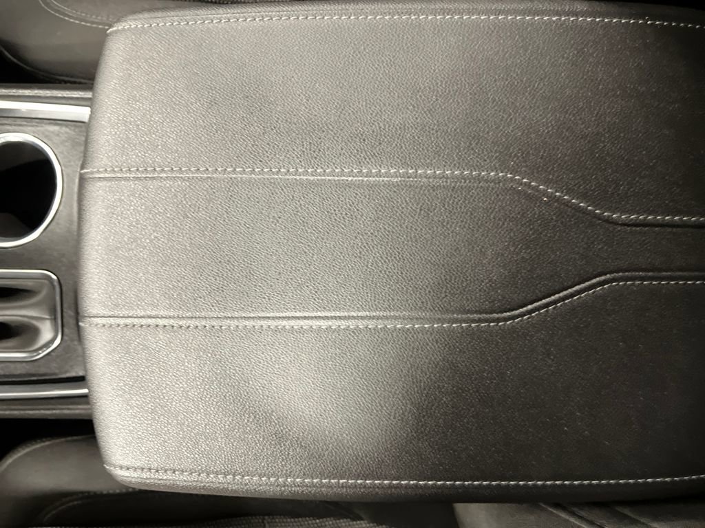 Certified 2023 Chevrolet Traverse LT image 27