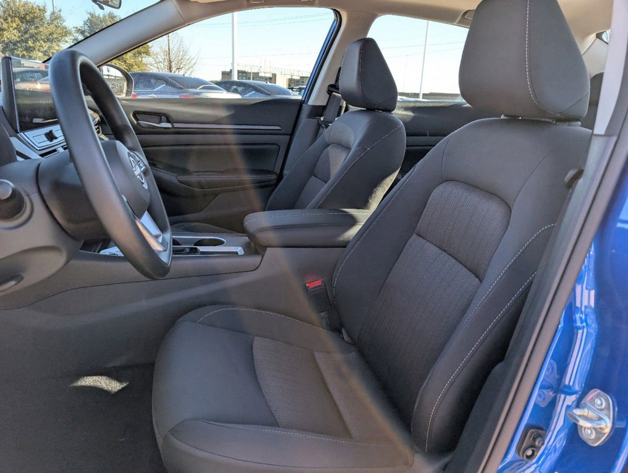 New 2025 Nissan Altima 2.5 SV w/ SV Special Edition Package FWD image 18