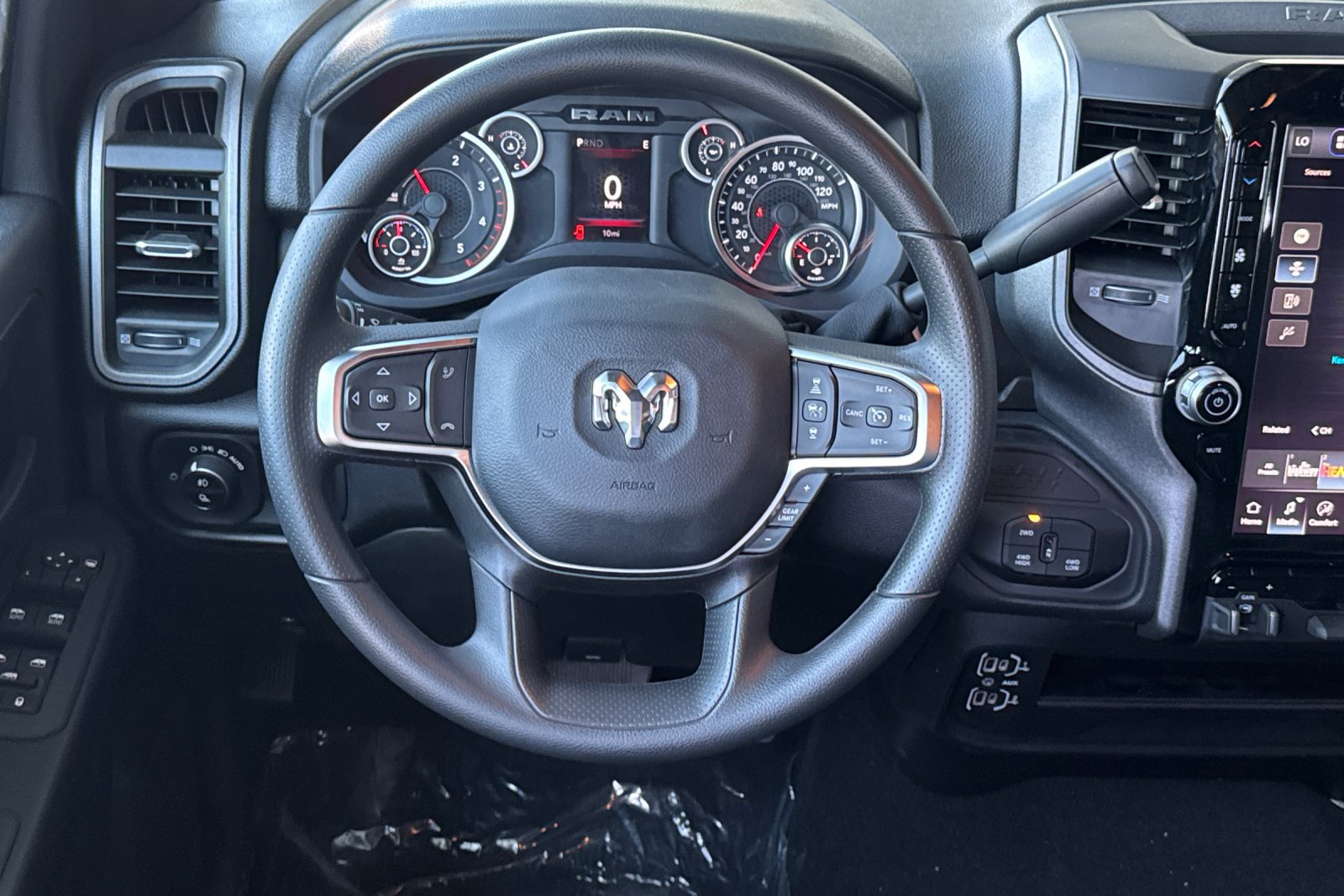 New 2027 RAM 3500 Tradesman AWD/4WD image 13